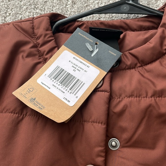North Face collarless synthetic jacket - Picture 3 of 7
